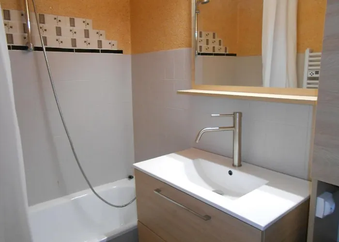 4 Pers, Centre Station Les Deux Alpes, Animaux Admis - Fr-1-516-75 * Les Deux Alpes