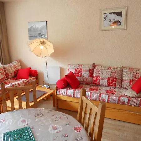 Au Centre Des 2 Alpes Avec Balcon - Animaux Acceptes - Fr-1-516-75 *